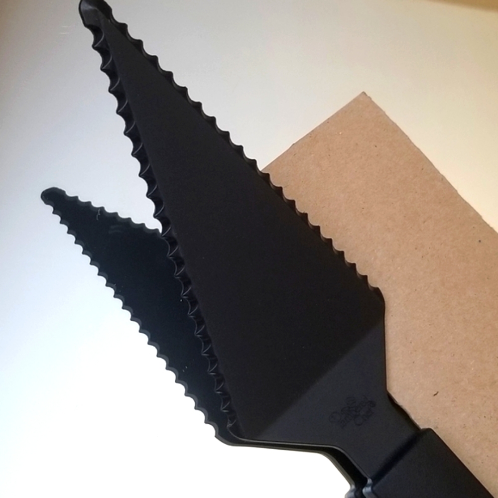 ❗The Pampered Chef Black Nylon Pie and Cake Slicer❗